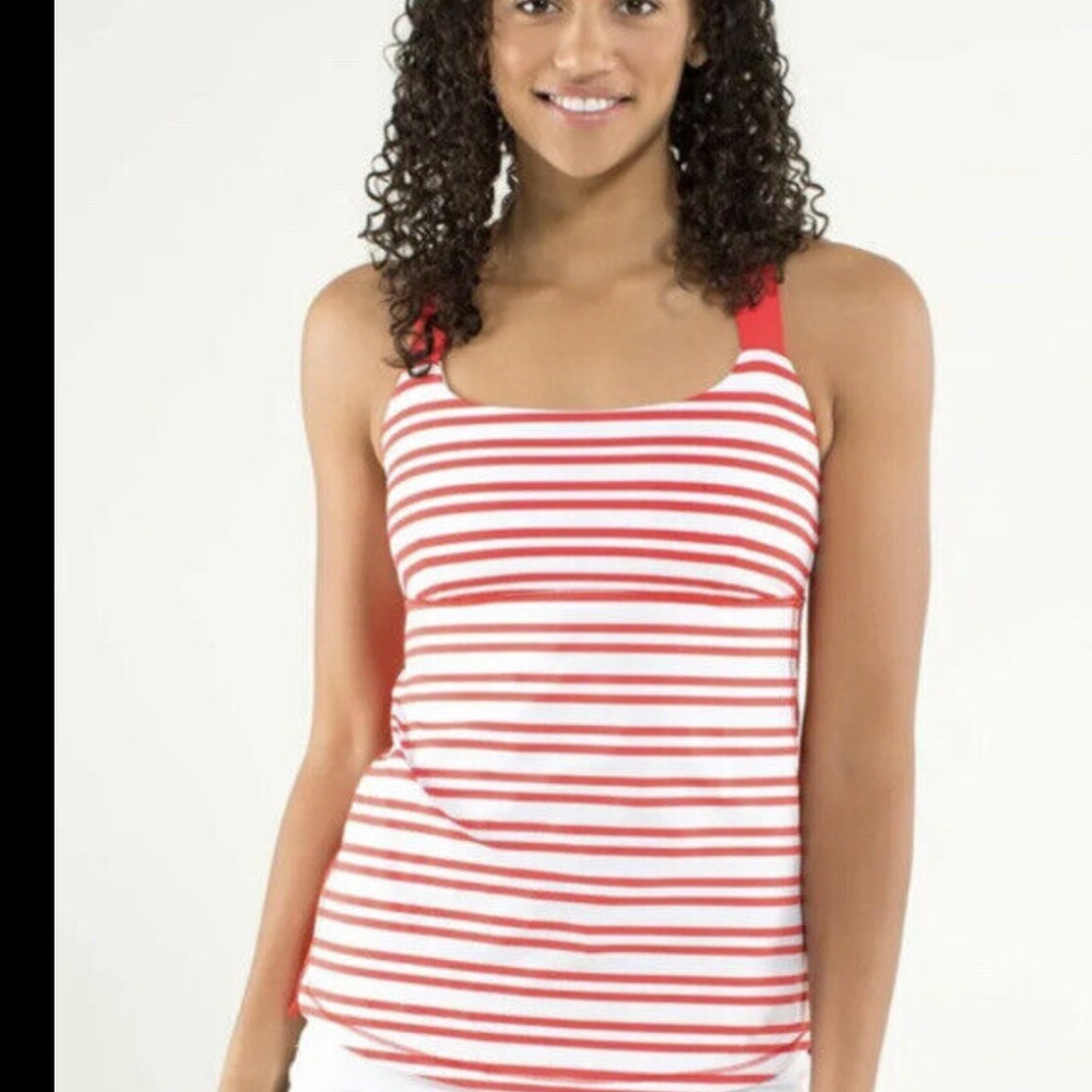 lululemon size 8 LULULEMON Tank -TRACK AND TRAIN Perfect condition, great deal